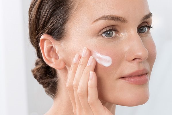 Cream for eczema on the face